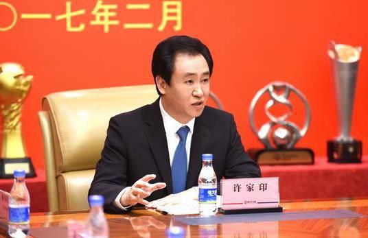 饰演反腐先锋陈克的古天乐曾多次出演反贪系列电影好评如潮，此次他变身反贪第一人，通过塑造调查员陈克嫉恶如仇、有勇有谋的人物形象展示了廉政公署成立之初的艰难困境